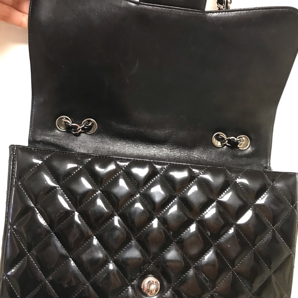 SOLD     Chanel Jumbo Patent Diamond Quilted Flap - Picture 2 of 8